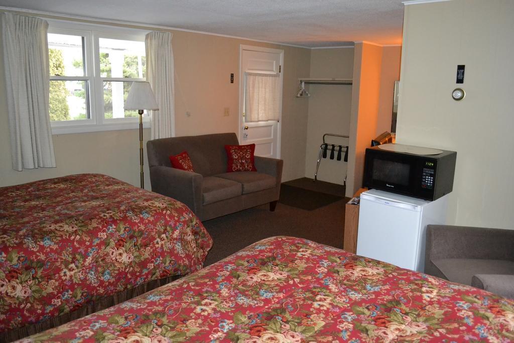 Twin City Motel Barre Dış mekan fotoğraf